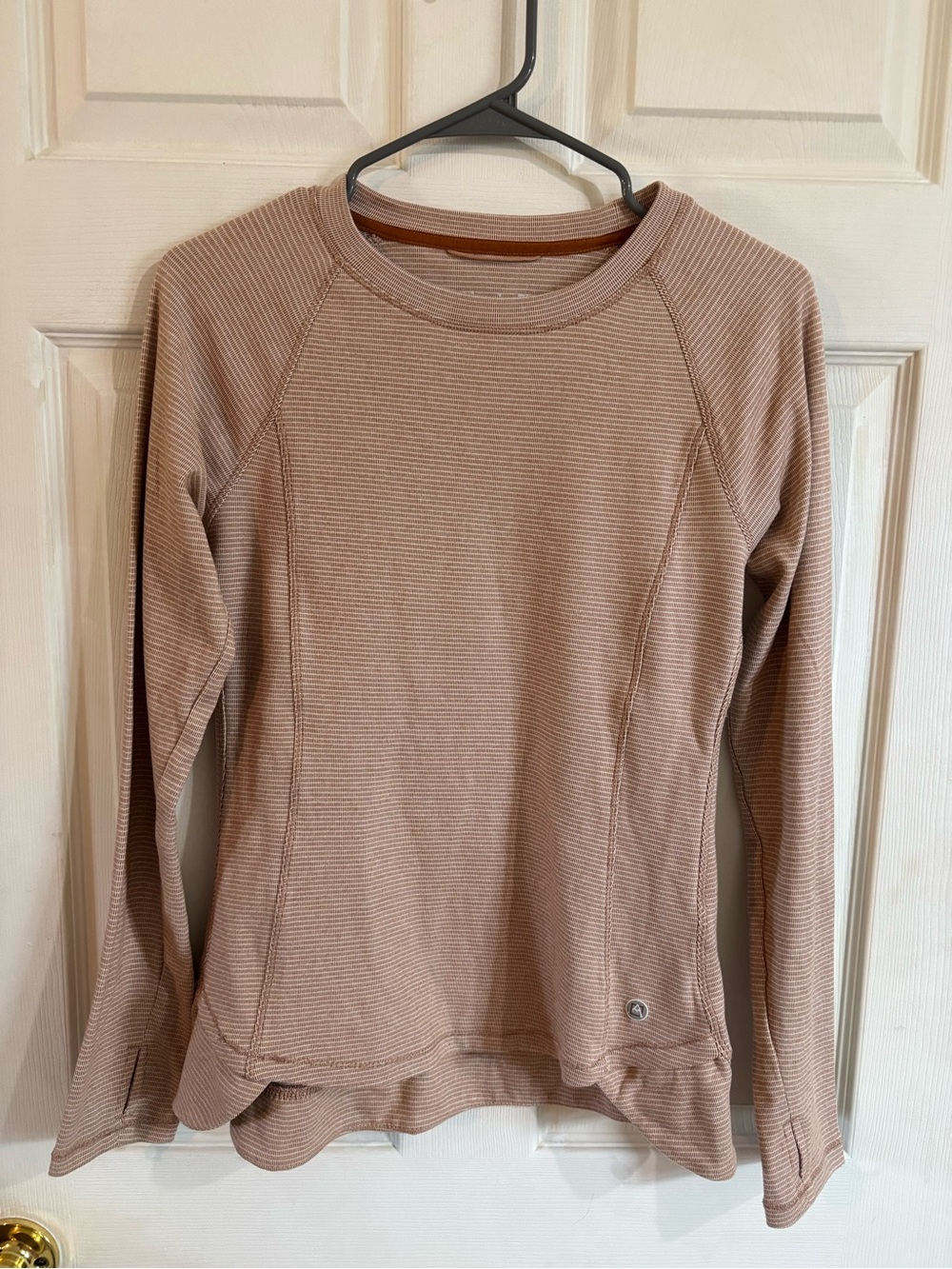 Avalanche Women's Long-Sleeve Crewneck Top in Dusty Mauve